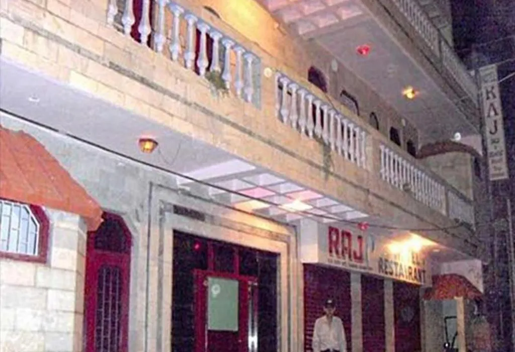 Hotel Raj-1